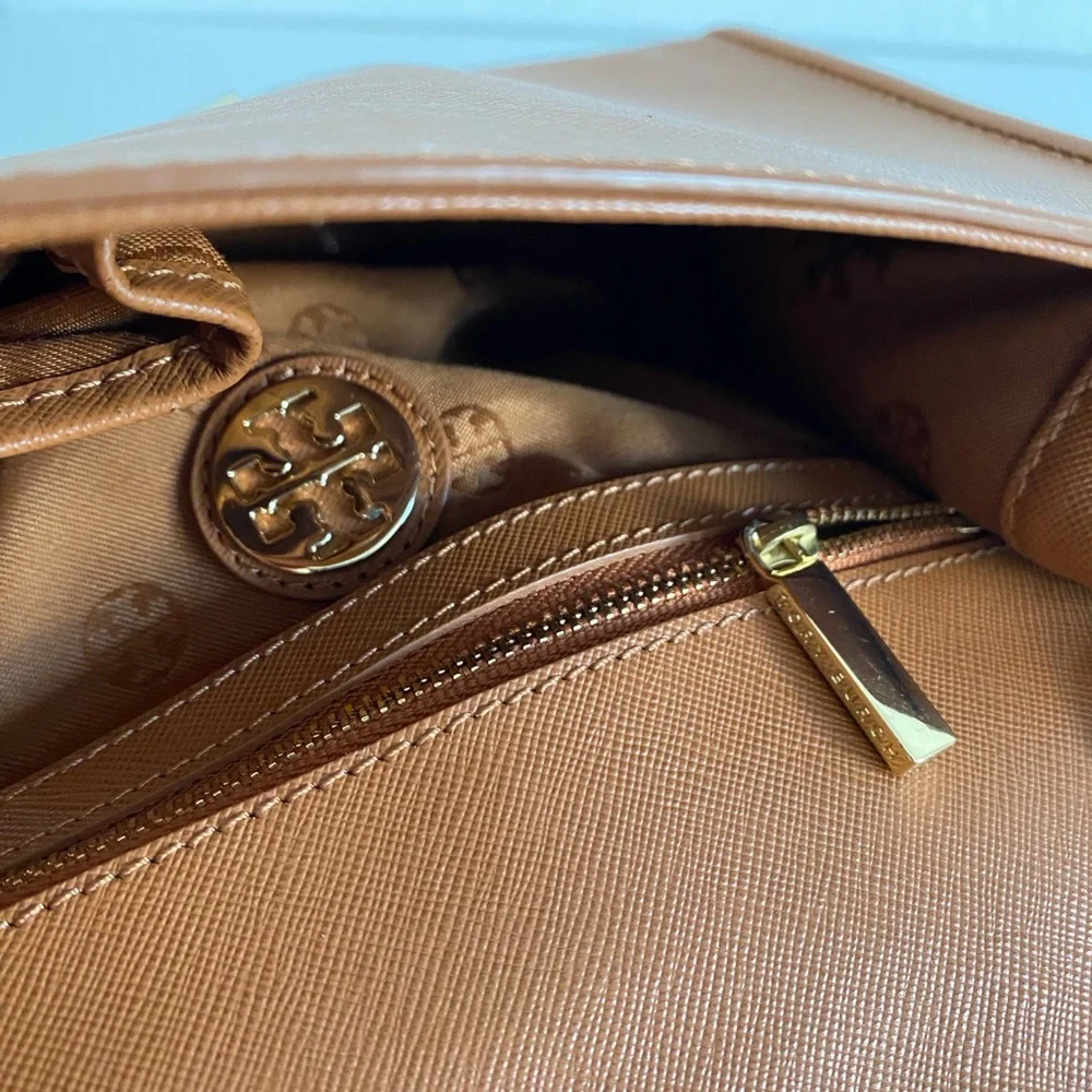 Tory Burch Brown Quilted chain strap Bag